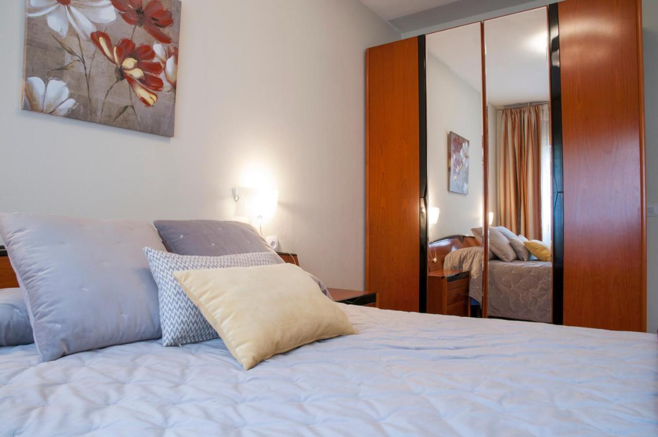 オビエドApartamento Araceli Proximo A Clinica Oftalmologica Fdez Vegaアパートメント エクステリア 写真