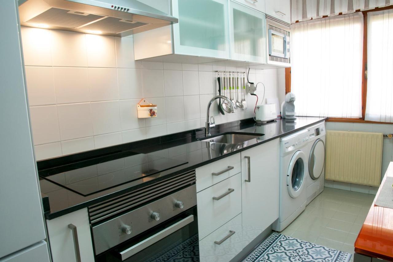 オビエドApartamento Araceli Proximo A Clinica Oftalmologica Fdez Vegaアパートメント エクステリア 写真
