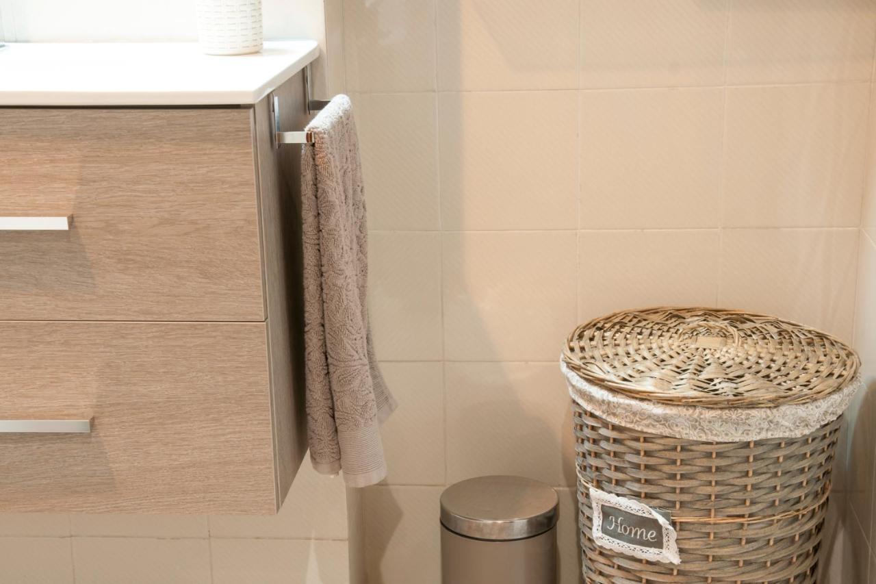 オビエドApartamento Araceli Proximo A Clinica Oftalmologica Fdez Vegaアパートメント エクステリア 写真