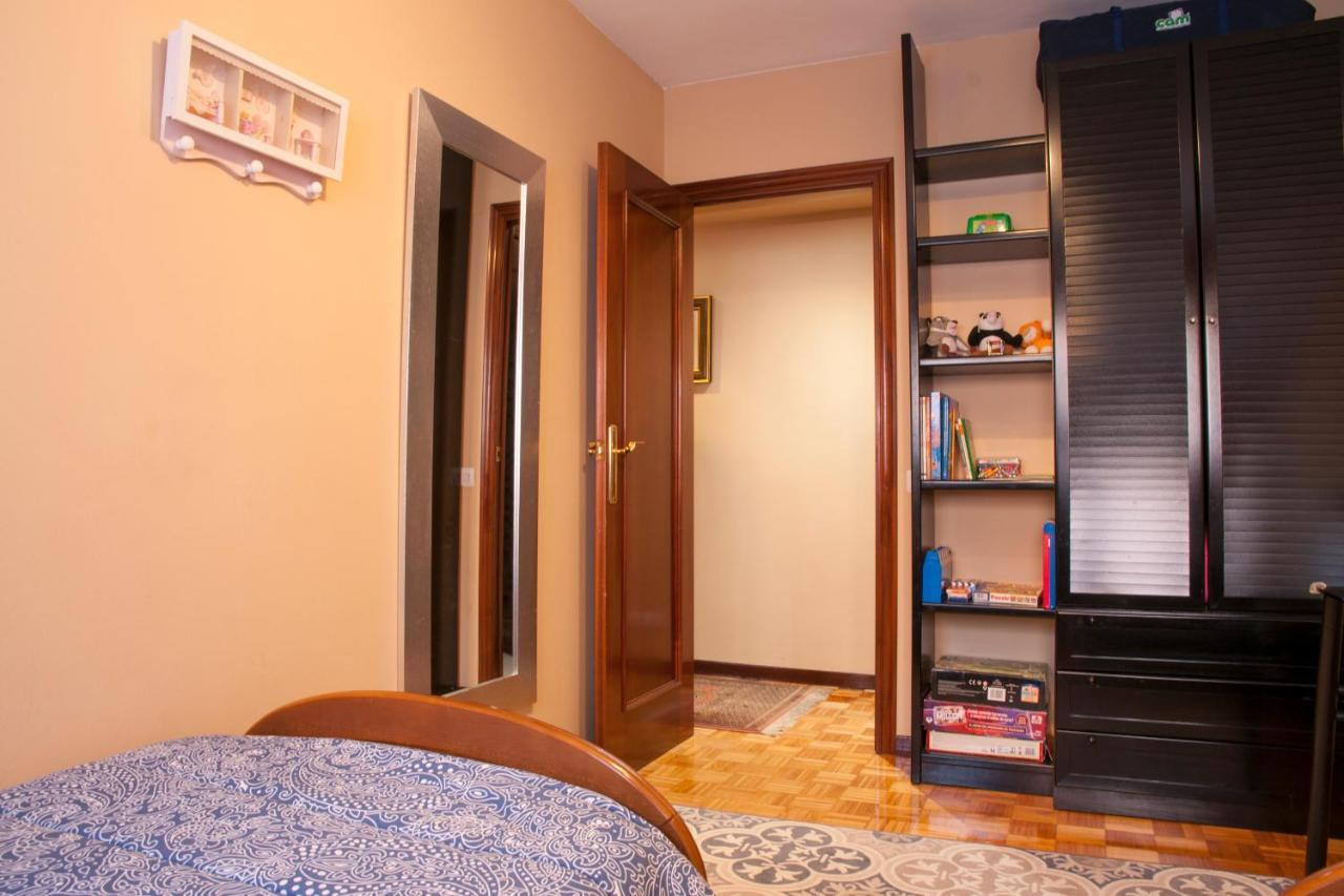 オビエドApartamento Araceli Proximo A Clinica Oftalmologica Fdez Vegaアパートメント エクステリア 写真