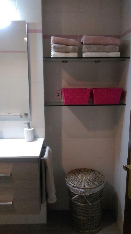 オビエドApartamento Araceli Proximo A Clinica Oftalmologica Fdez Vegaアパートメント エクステリア 写真